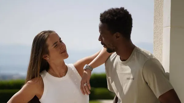 Світоліна кумедно намагалася вимовити слова французькою: чоловік не зміг утриматися від сміху