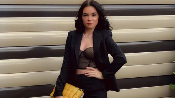 Неймовірна кохана Луніна засліпила красою у гламурному наряді – фани в захваті