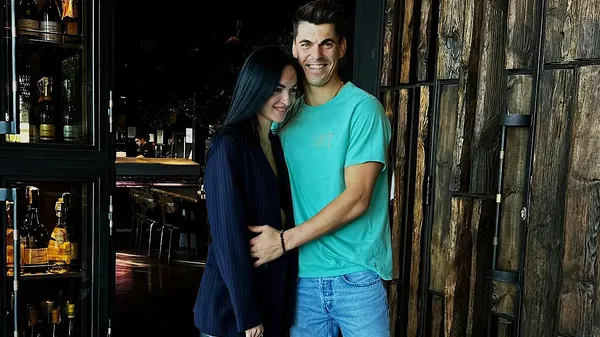 "Самый удивительный вид": избранница вратаря Кривбасса показала нечто особенное – атмосферный кадр