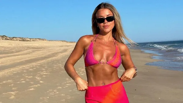 Гаряча донька легенди АПЛ спокушає шикарною фігурою у спідній білизні – ефектні кадри