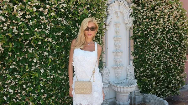 "ЗОЖ и все такое": саркастическое сообщение от второй половинки Конопли – она ушла в отрыв