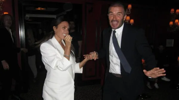 Цибуля для Вікторії день і ніч: Бекхем садить город у маєтку за 616 мільйонів – бій з куркою