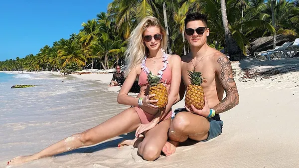 "Рецепт молодых выспавшихся родителей": крутой лайфхак от избранницы форварда Зари – все счастливы