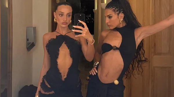 Вторая жена чемпиона Европы доводит до бешенства –эпатирует сексапильными образами, а футболист и рад