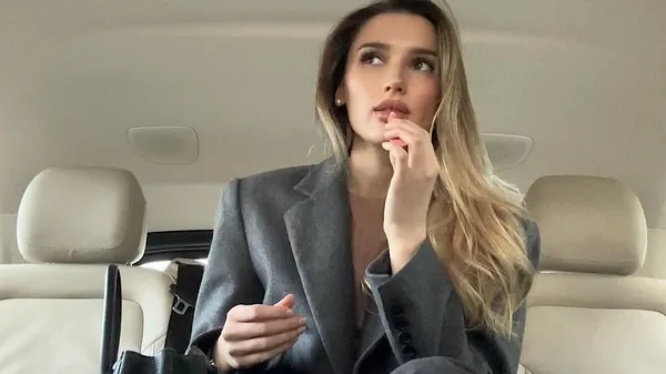 Кохана Таловєрова у шкіряному корсеті та короткій спідниці – вона побувала в міністерстві краси