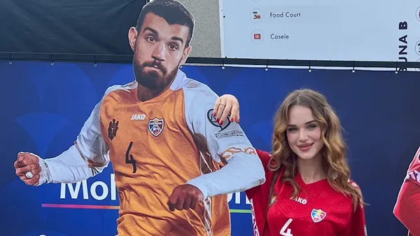 Любка гравця Карпат показала, за кого вболівала у грі Молдова – Україна: розривалася між країнами