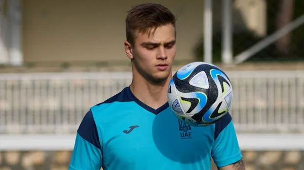 "Стаю кращим із кожним днем": сейв проти Шахтаря і 100 тисяч доларів сенсаційного Ісенка