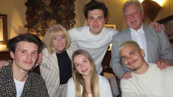 Вікторія Бекхем показала мейкап 12-річної доньки: "Дехто поцупив мою косметику"