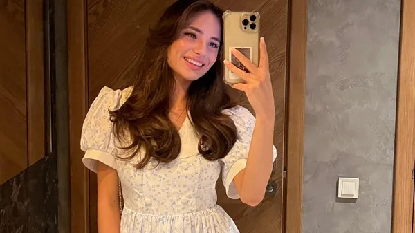 До и после: девушка лидера Шахтера показала свою любовь, проверенную годами – пару просто не узнать