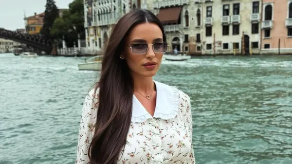 Дружина зіркового захисника словацького клубу ДАК Качараби у вишуканому образі – дама в леопарді