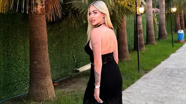 "Це жахливо": обраниця хавбека ЮКСИ вдалася до змін у зовнішності – їй не подобається взагалі