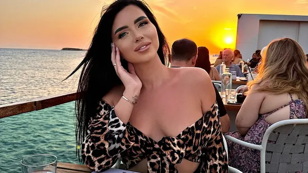 "Буду весь день смотреть": Кочергина добавила своему облику яркости – не может налюбоваться