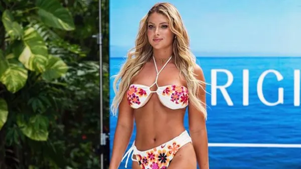 Самая сексуальная пловчиха мира показала осиную талию в красивом бикини – эротика в чистом виде