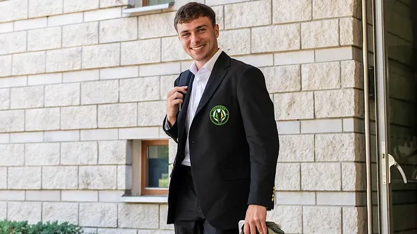 У кого в Поліссі найкрутіше авто: він зіграв би з Мессі без офсайду, співає і танцює