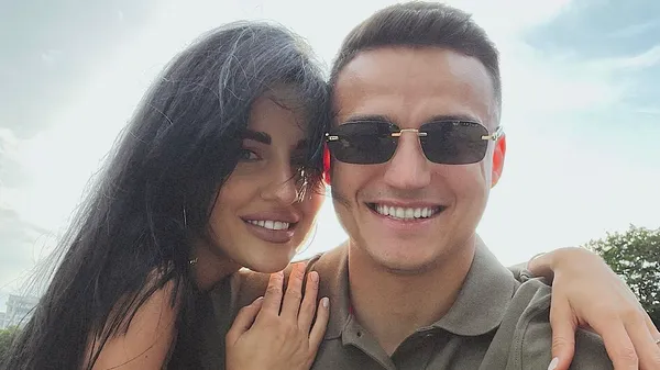 "Хороший секс": розкрито секрет відносин Третьякова з ефектною брюнеткою – пара не з сором'язливих