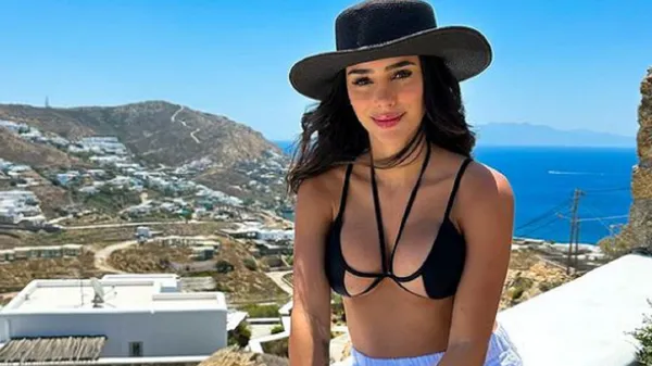 Горячая бывшая Неймара устроила соблазнение на каникулах в соблазнительном бикини – очень соблазнительно