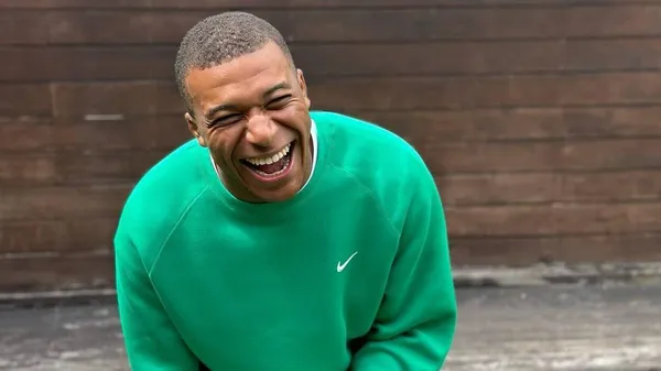 З неба на землю: Мбаппе після відвідин Реала 3 дні поспіль цілодобово працював прибиральником