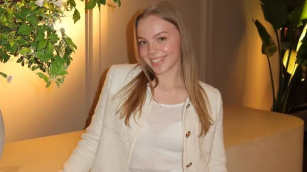 Наречена Дячука здобула диплом бакалавра журналістики – щаслива мить