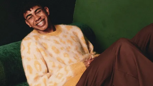 16-річний Ямал ненароком засвітив свою чарівну дівчину на Євро – тато забороняв йому такі стосунки