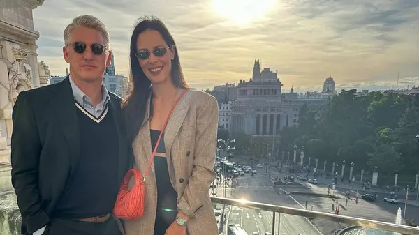 Стройную экс-первую ракетку затравили за фото с пляжа: "Пусть муж-футболист купит тебе си**ки"