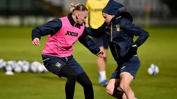 Мудрик скопіював стиль гангстера з кримінального серіалу – повів за собою зіркових українців