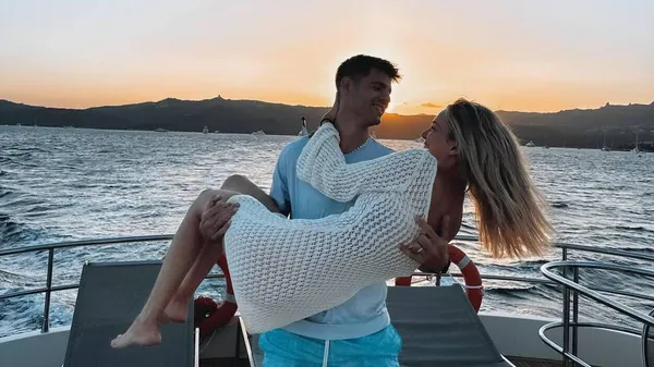 Мората объявил о разводе с возлюбленной, которая родила 4 детей: "Недоразумения изнашивают отношения"