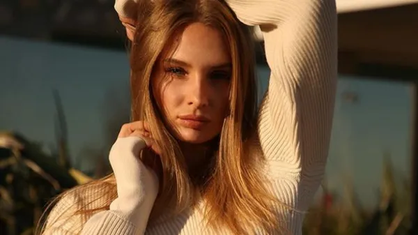 Ястремська ніжиться у купальнику на відпочинку, після виступу на Олімпіаді-2024 – вогняні фото