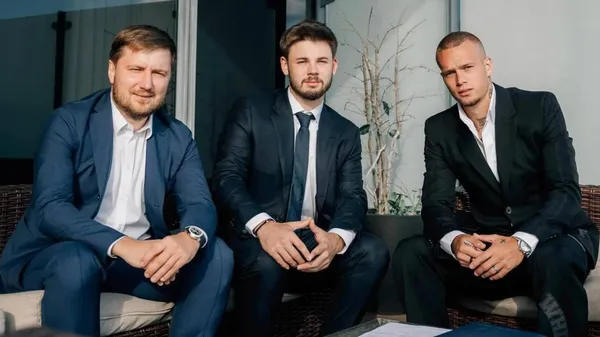 "Матінко моя": Мудрик божеволіє від акторки, яка робить оголені фото – як залицяється до дівчини