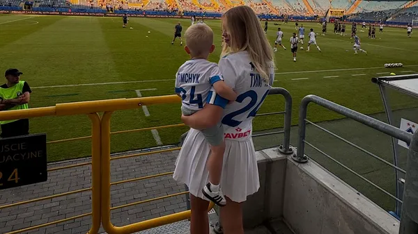 "Буду тебя разрывать": Тымчику публично угрожает жена – оборонец должен быть начеку