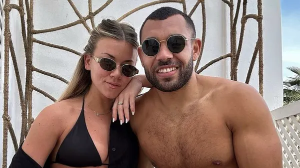 Вродлива дочка легенди АПЛ манить бюстом у ніжному бікіні – схвилювала уяву фоловерів