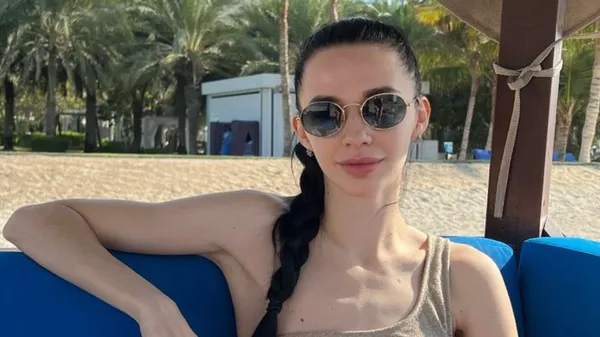 Розкішні кадри з Туреччини від обраниці Чоботенка – вона сяє у розкішній сукні без футболіста