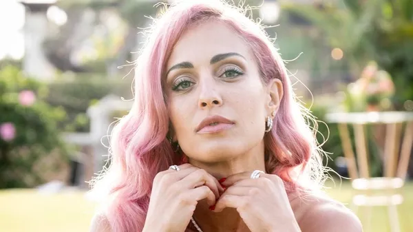 Экс-жена звезды ПСЖ хотела отсудить у него кругленькую сумму: футболист лихо вывернулся от притязаний красотки