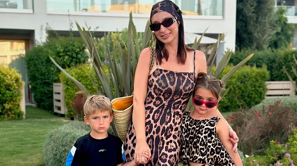 "Таке взагалі існує?": Ракицька поділилася досвідом подорожей із дітьми – родина в Іспанії