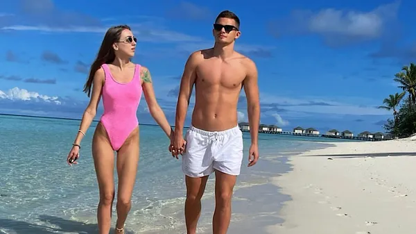 Воспитанник Шахтера Кулаков впервые стал отцом – пара все 9 месяцев скрывалась