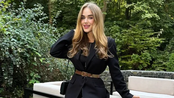 Любимица Бабогла в крошечном топе нашла для себя место покоя – уровень милости растет