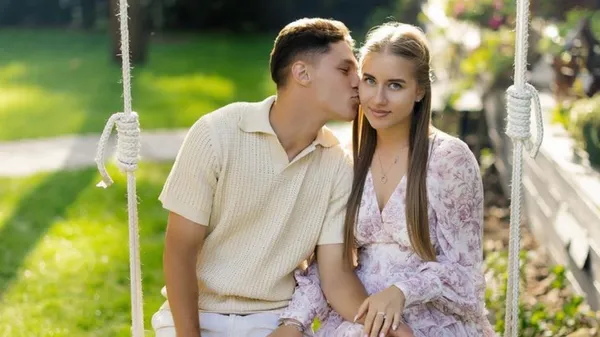 Караоке в машині: улюблениця Судакова кайфує від себе – почувається співачкою