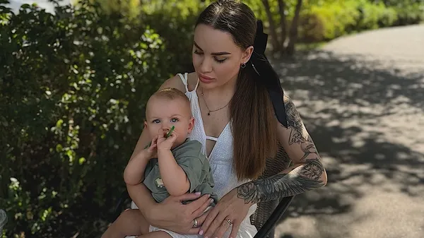 "Как бомжи": сын Кирюханцева почти не бывает чистым – родители и сами не успевают ухаживать за собой