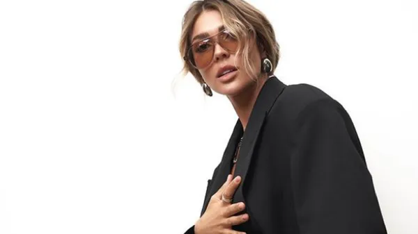 Неймовірна кохана Яремчука захопила розкішним тілом у спокусливій сукні – Зінченко схвально оцінила