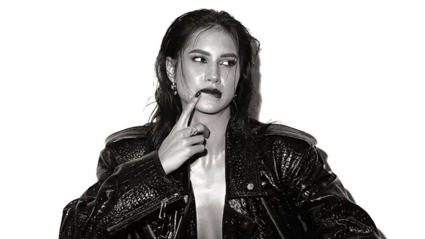 Очень изящно и сексапильно: гимнастка Никольченко в розовом латексном платье – это поджог