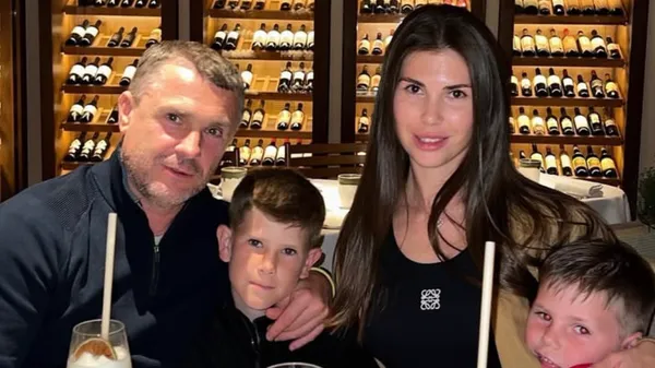 Дружина Реброва захоплена книгою про самореалізацію: постійне навчання – її стиль життя