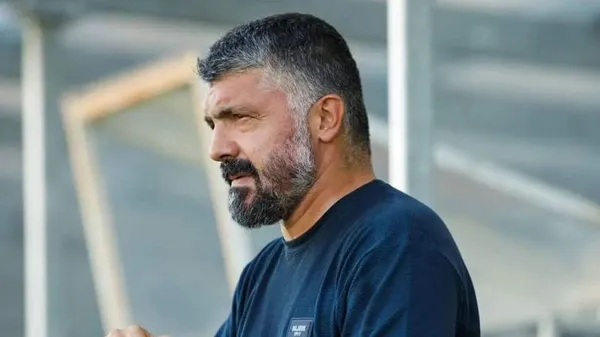 Гаттузо подарував новенькі айфони гравцям і персоналу Хайдука: витратив шалену суму в євро