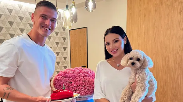 "Представьте мое выражение лица": домашний любимец Янакова грязно отличился – это надо видеть