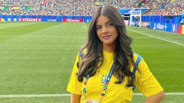 "Перемоги, хлопці": чарівна Машкіна вперше підтримуватиме збірну України не на полі – вболіваємо