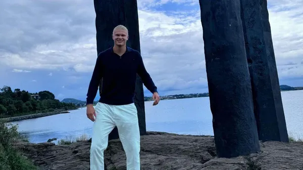 Холанд зарабатывает бешеные деньги вне Ман Сити: только один контракт стоит 200 миллионов фунтов