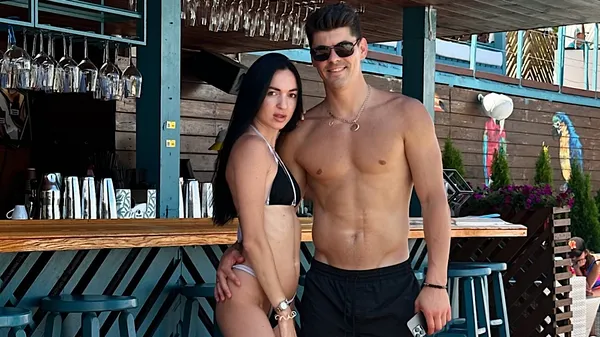 "Рибонька моя": син Кліщука продовжує шукати свій вид спорту – з футболу на плавання