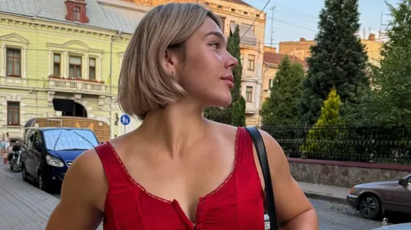 Образец совершенства: как украинка Лочман мотивирует девушек к работе над собой – ее тело идеальное