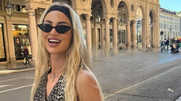 Найсексуальнішу футболістку світу пограбували: з будинку винесли речі – коштують цілий статок