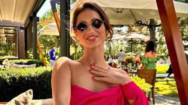 Наче богиня: гімнастка Нікольченко у вечірній сукні викликала захоплення у фанів – сяє впевненістю