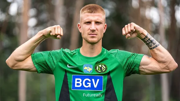 "Я – скромний": чемпіон світу мріє виграти УПЛ і надихається Паоло Мальдіні