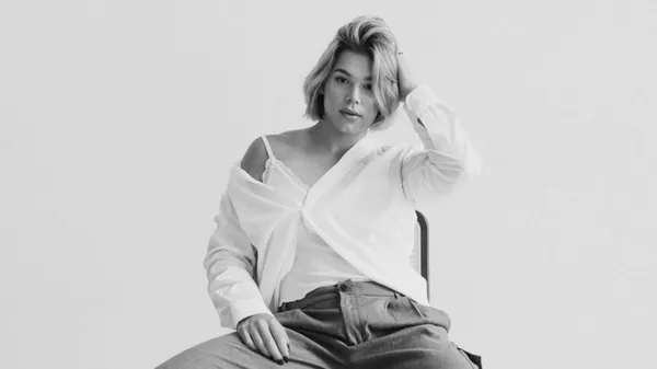 Город силы: легкоатлетка Лочман без макияжа прогулялась по Киеву – осенняя атмосфера столицы